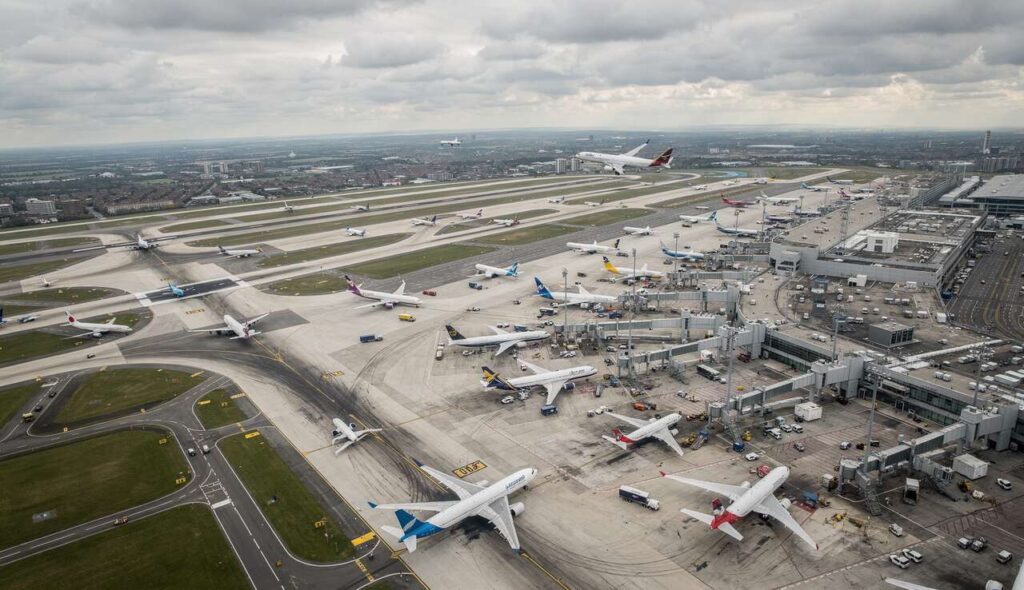 Die Krone wackelt: Warum London Heathrow 2026 nicht Europas verkehrsreichster Flughafen sein wird