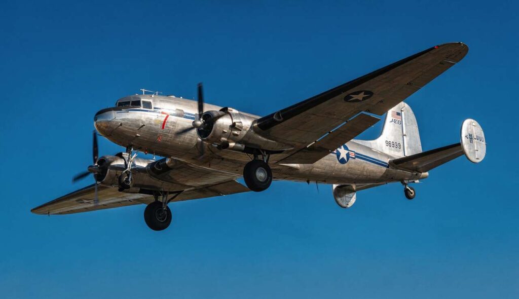 Die letzte noch flugfähige Lockheed C-121 Constellation